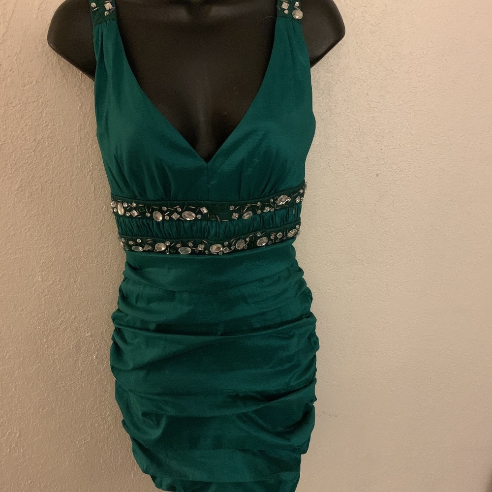Jodi Kristopher Jade cocktail dress